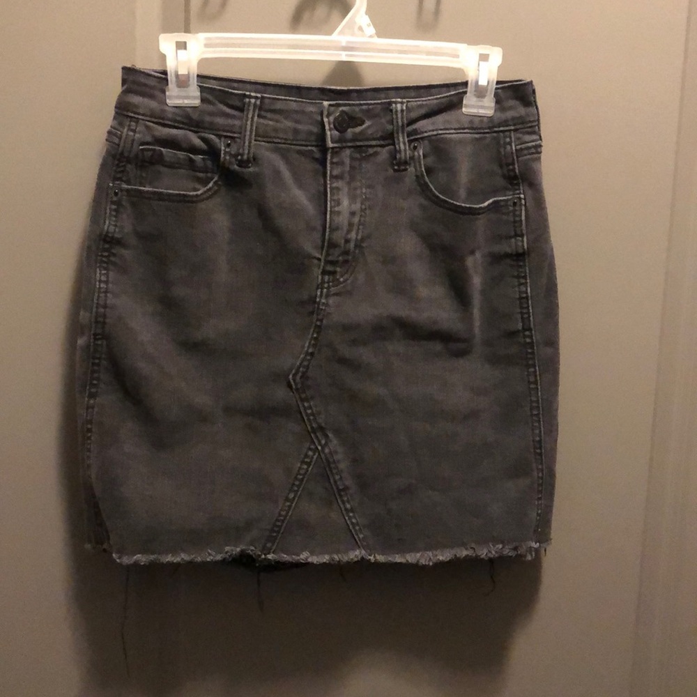 Old navy black denim skirt